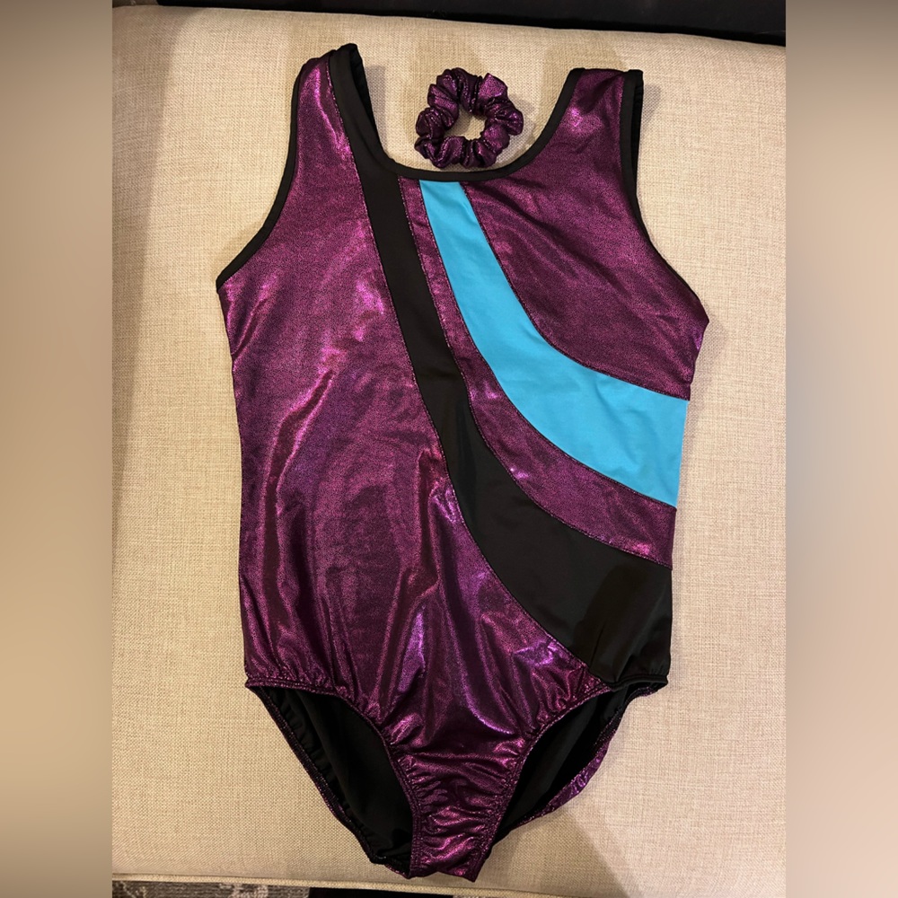 Danskin Now Gymnastics & Dance Leotard with Keyhole Back. Matching Scrunchie